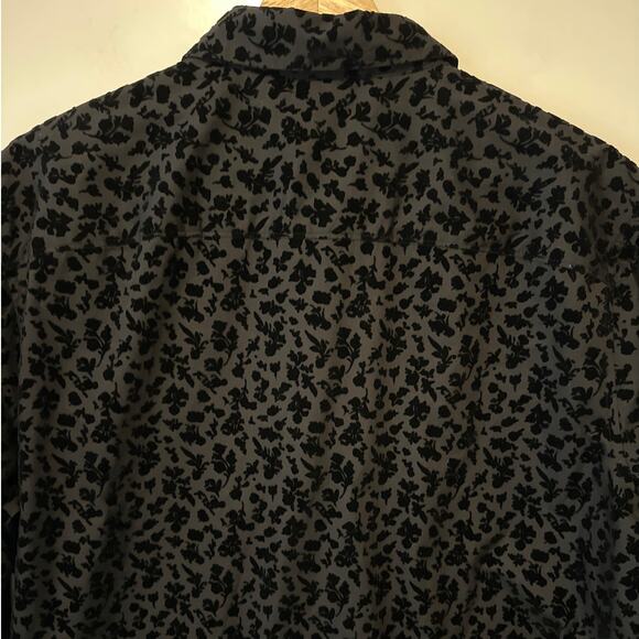 INC Flocked Velvet Floral Blouse Black Size M Goth Glam Holiday Textured Office - Picture 8 of 11